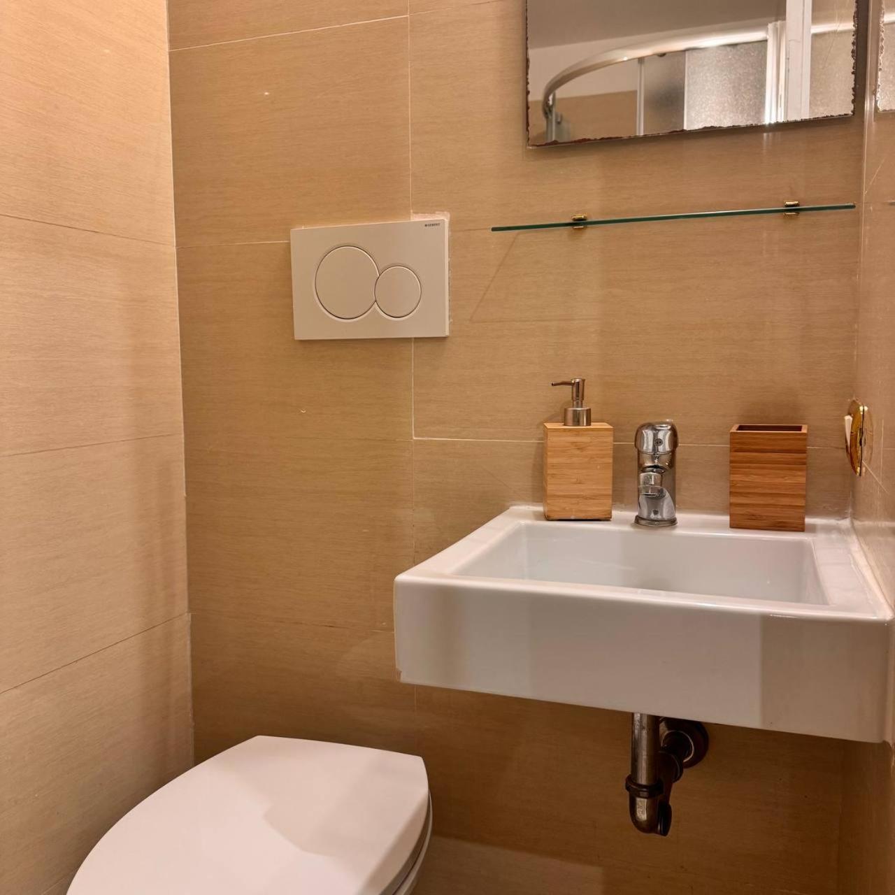 Apartment Charming In Termini Rom