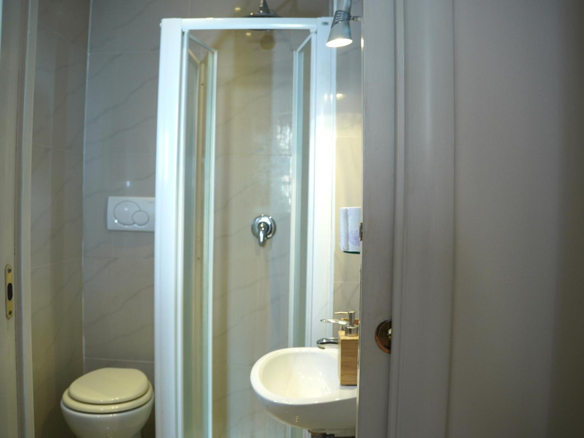 Charming In Termini * Rom