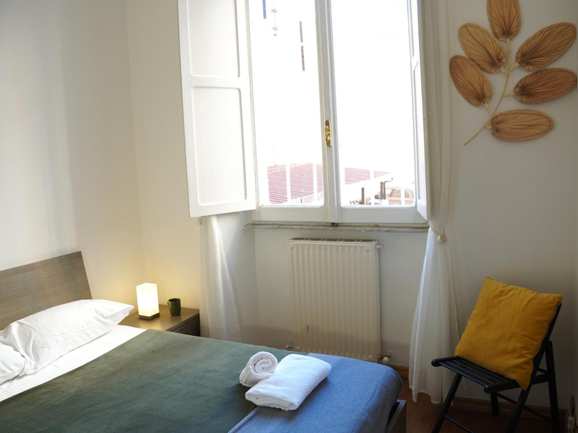 Charming In Termini * Rom